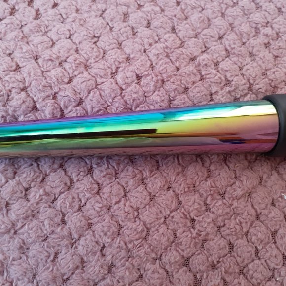 Curling Iron - Picture 3 of 5